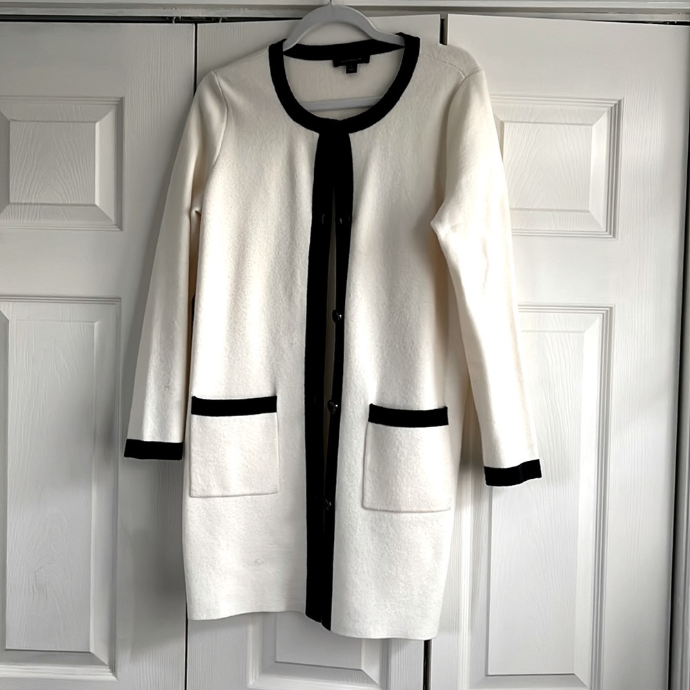 Sweater MIDI Length with Black Trim Loft Size Small